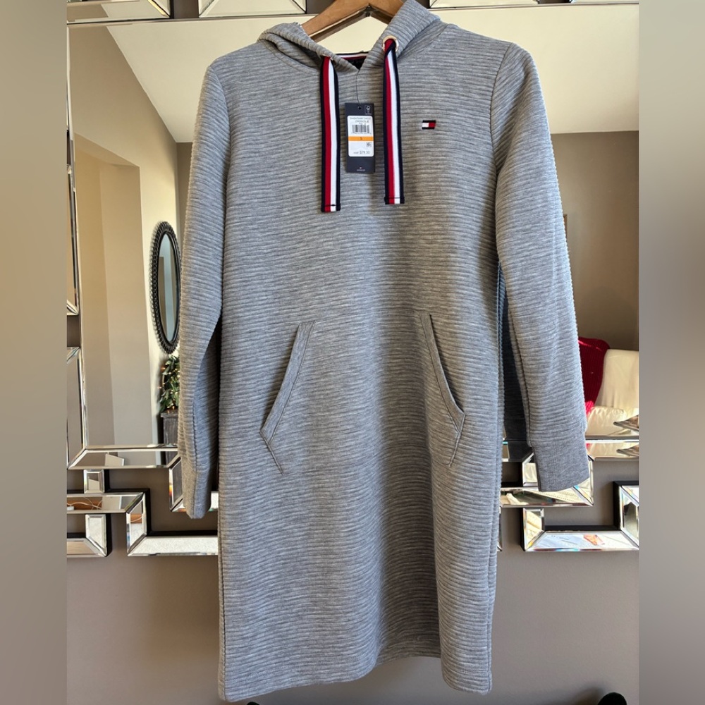 NEW ADORABLE TOMMY HILFIGER HOODED DRESS!  Sz S! So So Cozy!